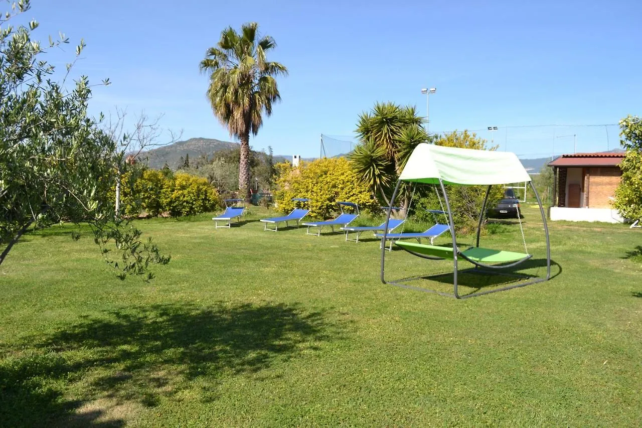 Villa Gladyr Lotzorai شقة